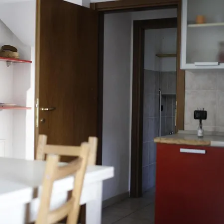 La Maison Jaune Allein