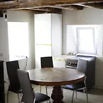 La Maison Jaune Pensjonat