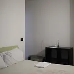 La Maison Jaune