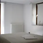 La Maison Jaune *