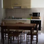 La Maison Jaune Pensjonat Allein