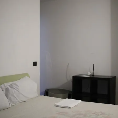 La Maison Jaune