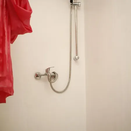 La Maison Jaune Allein