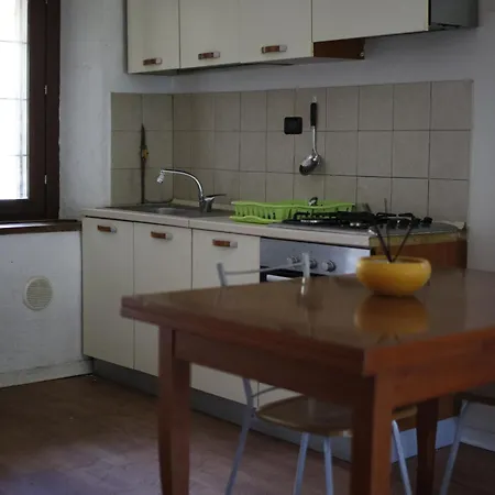 Гостевой дом La Maison Jaune *