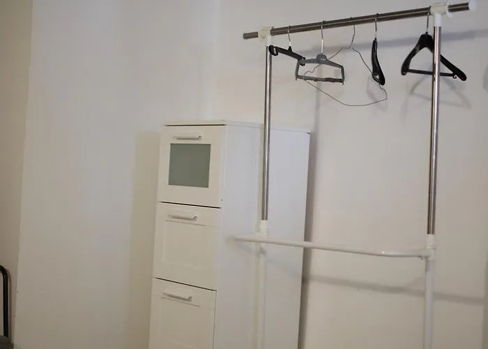 Guest house La Maison Jaune *