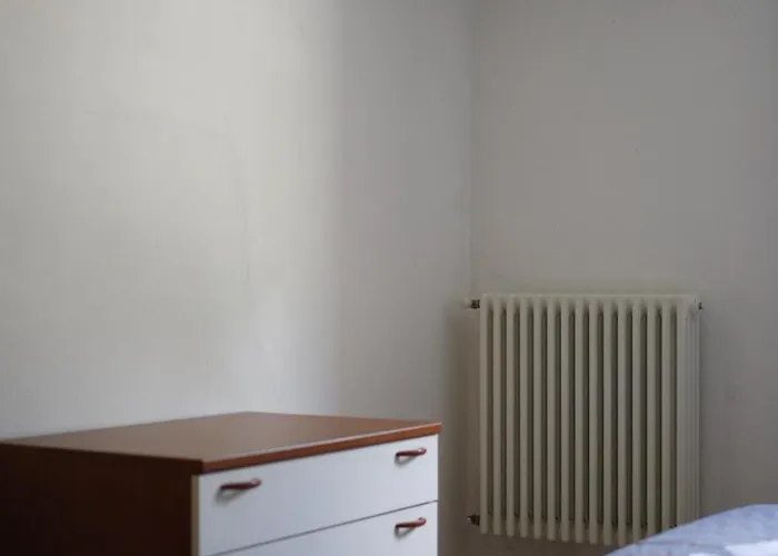 La Maison Jaune Allein