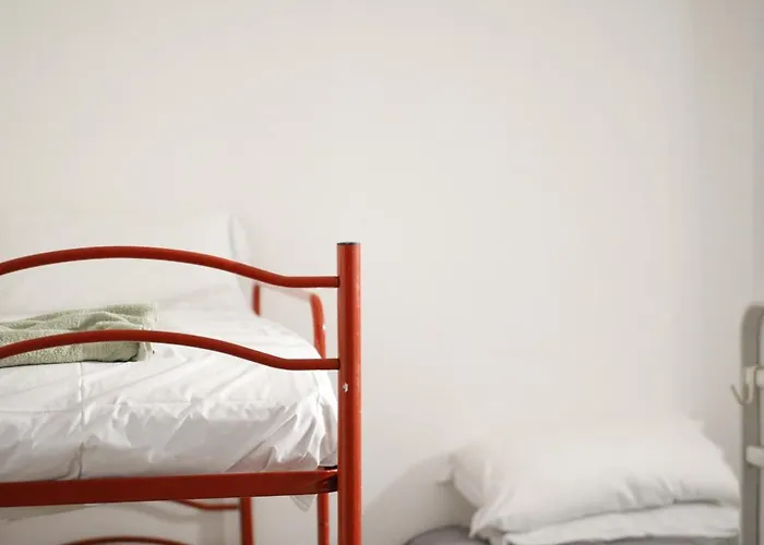 La Maison Jaune Guest house