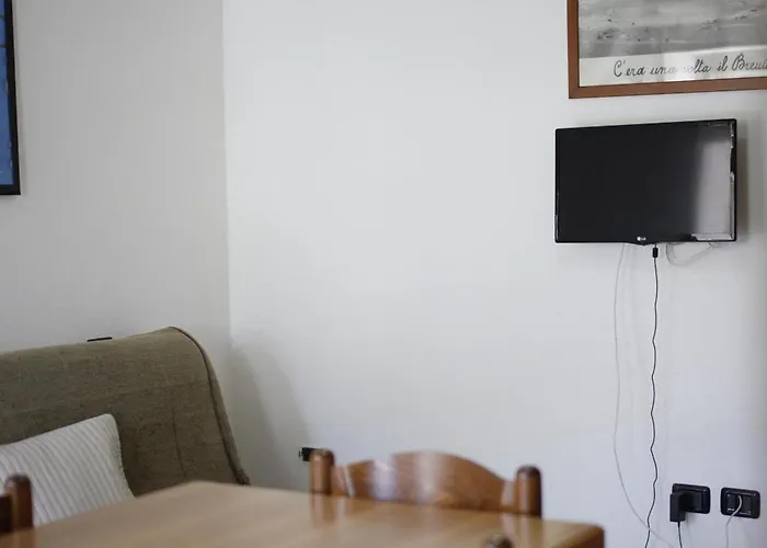 La Maison Jaune Guest house *