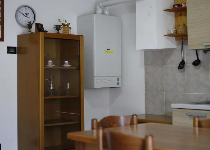 La Maison Jaune Guest house *