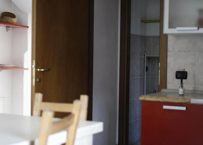 La Maison Jaune Allein